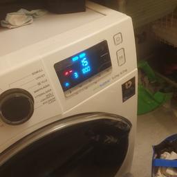 säljer min tvättmaskin som även är en torktumlare. den är från 2018.
den tömmer inte ut vattnet dock, men det är enkelt att fixa för den händige!
den har kostat ca 10000 kr (har inget kvitto kvar då vi flyttat och det tyvärr kom bort :(
men mitt pris är 3300 kr.
Obs!Pris kan diskuteras vid snabb affär!
Vi har 2 snurrtrappor uppinnan man kommer till lägenheten
