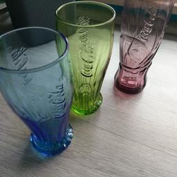 Coca Cola Gläser 
blau, grün, lila
Gesamtpreis 3€
Versand gegen Aufpreis