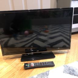 Excellent condition tv.
Works well, selling as we’ve just redecorated and doesn’t fit our spare room.

Wall hanging bracket included and the floor stand.

Collection only from Kensington W8.