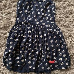Superdry Dress 
Dark blue with daisy pattern
Size medium - approximately size 10-12
Worn once - very good condition 
Smoke free home
Payment via PayPal and I can post or collection can be arranged.