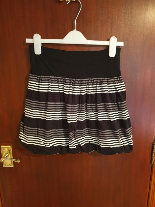 Buy & Sell Falkirk Stenhousemuir - Falkirk - Photos for Grey Striped Skirt Size 8