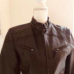 Women’s Leather Brown Jacket Top Size 14
Pre-owned good