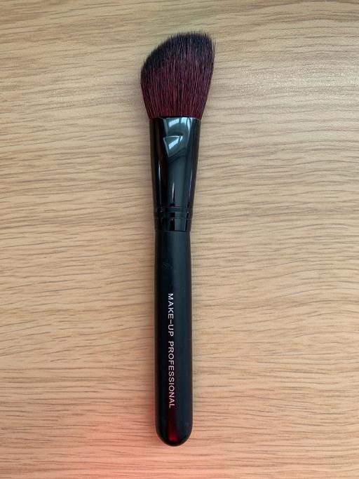 Buy & Sell Somerset North Somerset - Photos for Makeup Professional Contour Angled Brush Synt