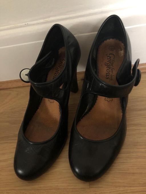 Buy & Sell Hertfordshire Broxbourne - Photos for BLACK SHOES