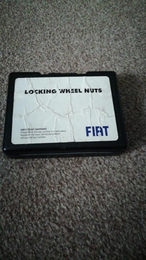 Vehicles West Midlands Walsall - Photos for fiat locking wheel nuts.