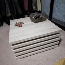 Modern design and colour coffee table.
As new no marks or scratches.
Well made, heavy piece of furniture!

Collection only!