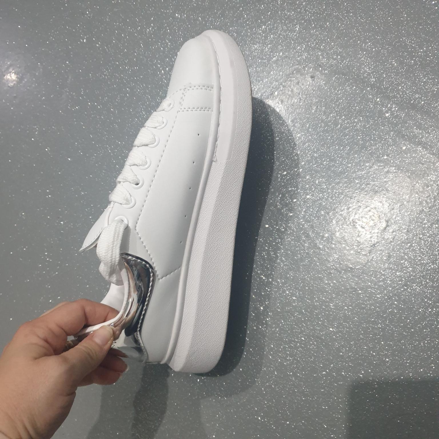 sneakers alexander mcqueen in 00181 Roma for €55.00 for sale | Shpock