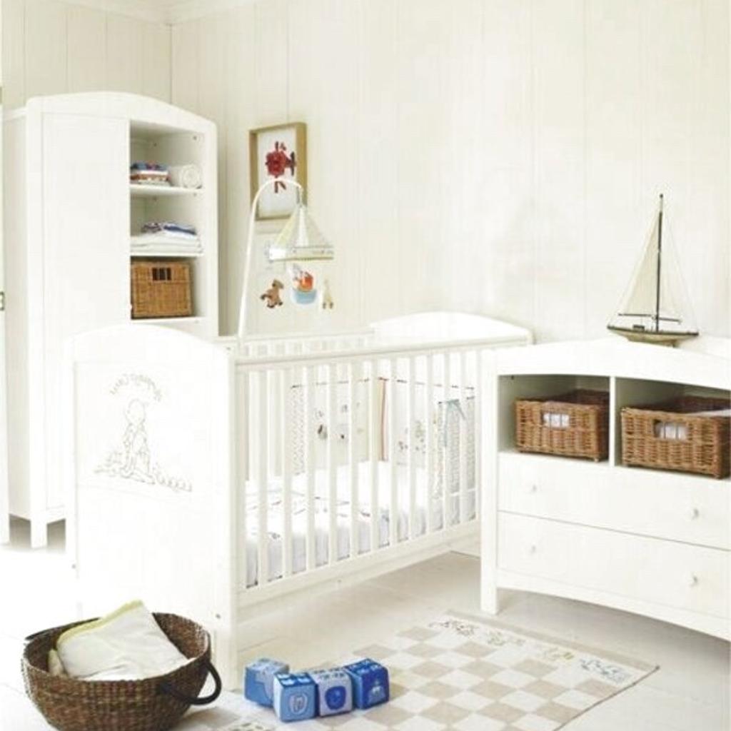 Mothercare humphrey's shop corner cot bed