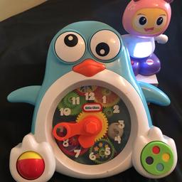 Bright beats Beat bell.
Baby's touch brings BeatBelle to life with lights and music—a great intro to cause & effect!
Rtp £17.99.
Little Tikes Dizzy penguin Clock EDUCATIONAL TOY LEARN TO TELL TIME.