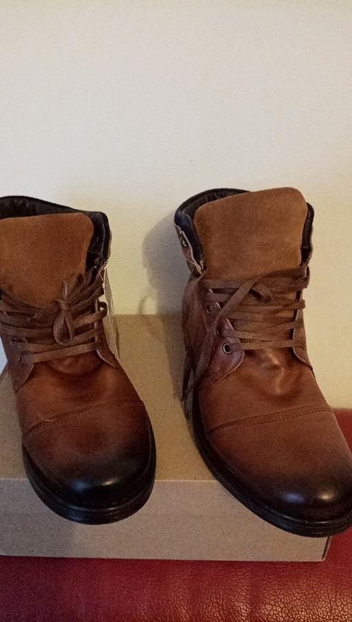 Buy & Sell West London Ealing - W5 - Photos for Clark real leather boots new Size 44 9.5