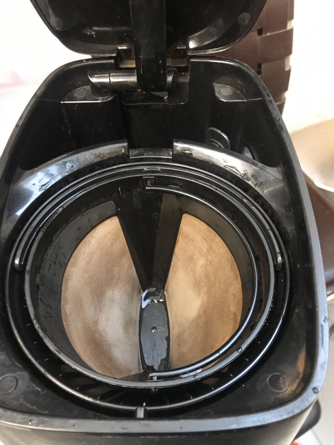 DeLonghi filter coffee machine 1000w in NW1 London for £28.00 for sale