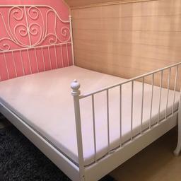 Verkaufe ein Bett mit den Maßen 140x200 sehr guter Zustand inklusive Matratze