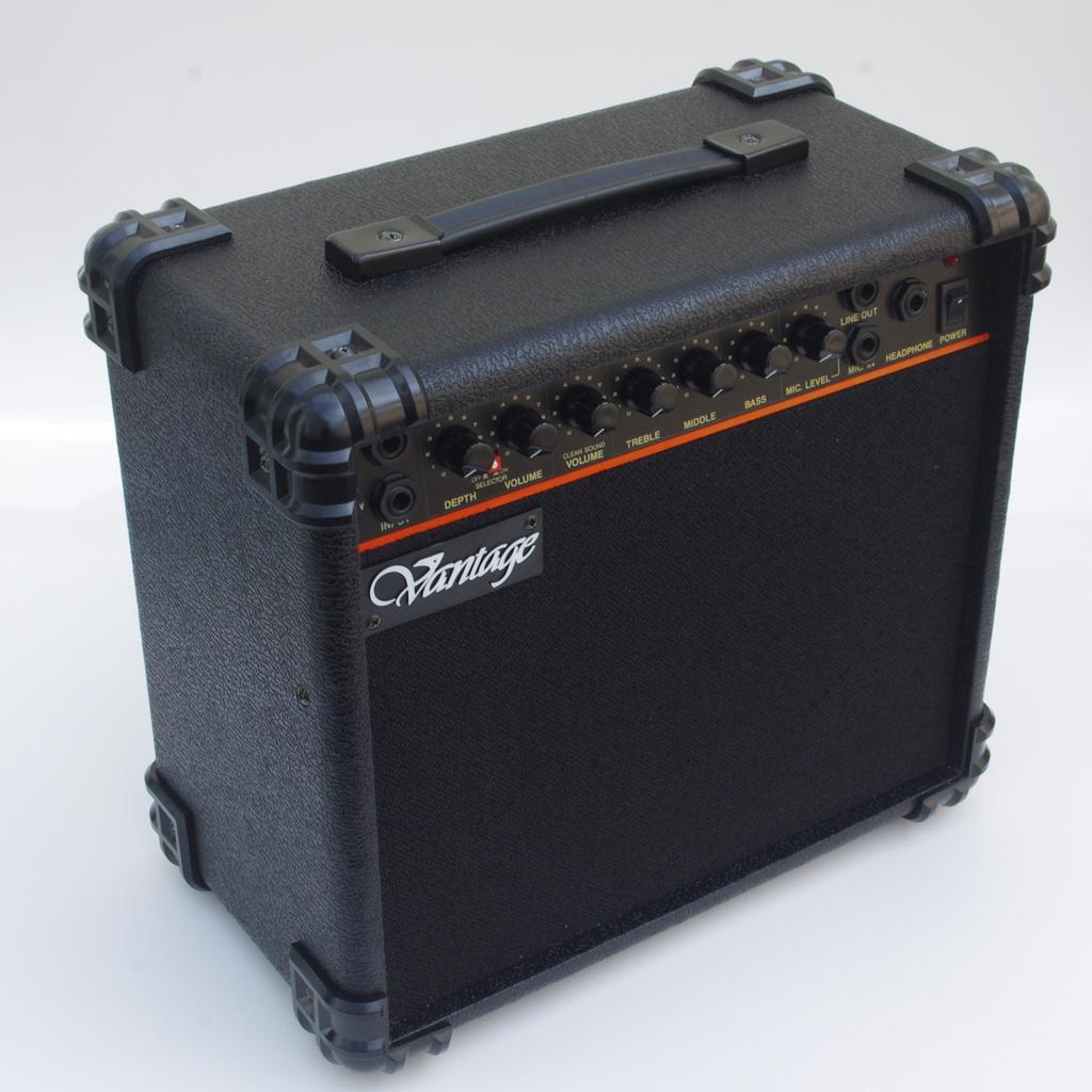 Vantage VG15 guitar amplifier in LL29 Bay für 40,00 £ zum Verkauf