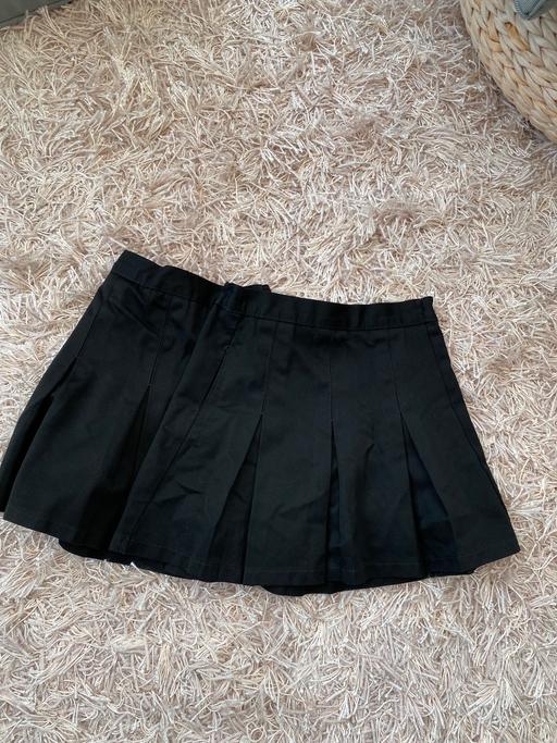 Buy & Sell Essex Thurrock - Essex - Photos for M&S girls school skirts