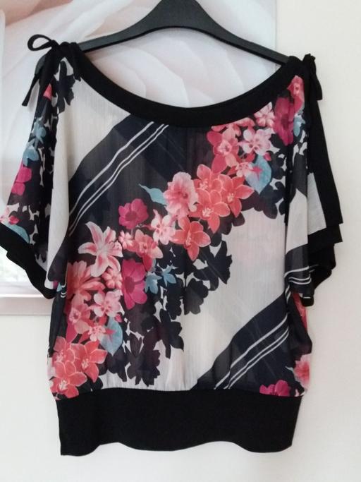 Buy & Sell West Midlands Dudley - Photos for BLOUSE SIZE 8