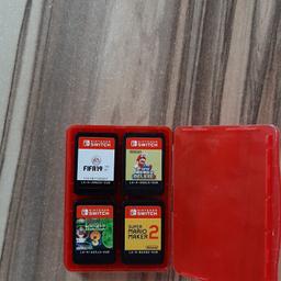 Mein Sohn möchte seine 4 Nintendo switch Spiele verkaufen: Fifa 18, Luigis Mansion 3, Super Mario Maker 2 und Super Mario Deluxe. Original Hüllen sind nicht mehr vorhanden. Deshalb diese rote Hülle.