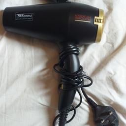 TRESemmé hand dryer
Keratin Smooth
new without box
good condition