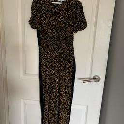 Girls patterned jumpsuit
Black / Yellow
M & S: Age 7-8
Condition: VGC
Pick up or post at buyers expense
From a NS home