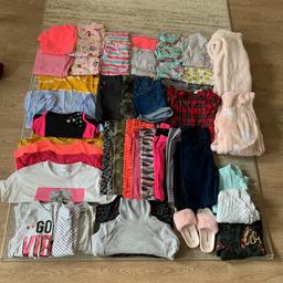 All in excellent condition
6 sets of PJS
1 onesie
7 short sleeve tops
3 long sleeve tops
2 polo neck tops
8 Leggings
2 shorts
2 skirts
2 dresses
1 jumper
2 cardigans
1 pair of sliders size 13

Clothes are from TU,NEXT,H&M,M&S and PRIMARK.

Collection , delivery can be discussed.
Offers are welcome.