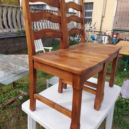 N. 6 sedie in legno massello teak, marca HP, stile osteria molto consistenti. 
Misura (45 x 50 h. 85) Ottime condizioni!