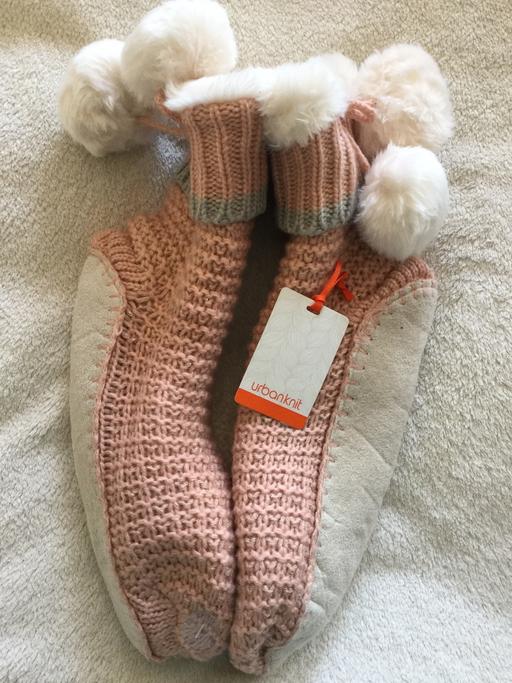 Buy & Sell West Midlands Wolverhampton - Photos for BNWT Urbanknit Pom Pom Slipper Sock One Size