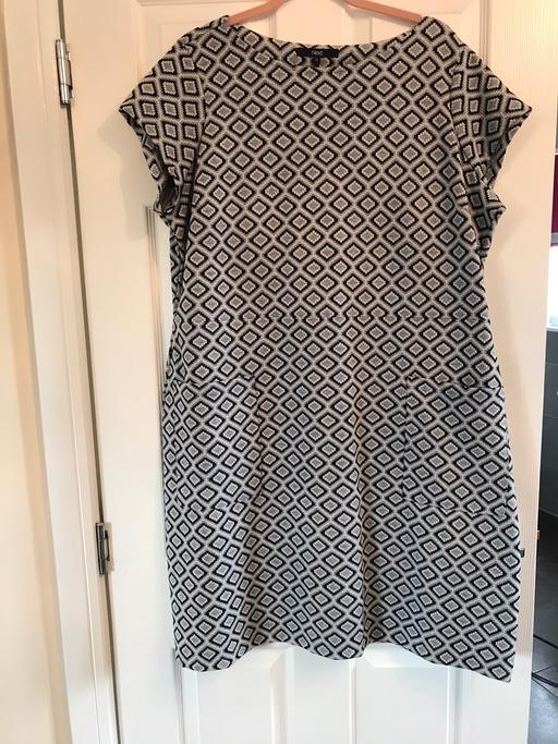 Buy & Sell Warwickshire Nuneaton and Bedworth - Photos for Ladies dress