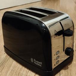 URGENT SALE - MOVING OVERSEAS!
Russell Hobbs Dorchester 2-slice toaster. Model number 18782; black and polished stainless steel finish; variable browning control; wide slots; high lift function; crumb tray; One year guarantee remaining. Buyer to collect.