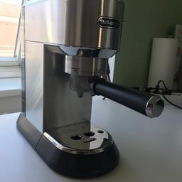 Robuste Edelstahl-Kaffeemaschine von Delonghi, ca. 2 Jahre alt aber kaum Gebrauchspuren, Neupreis €159,-