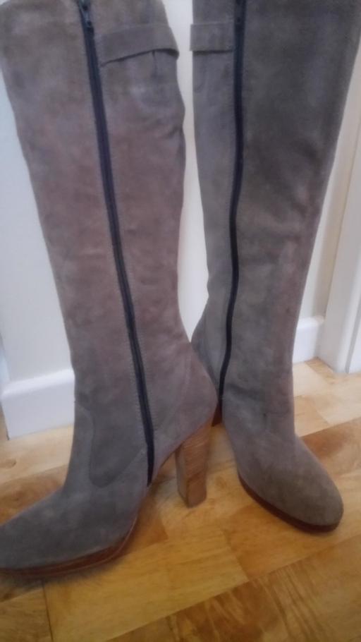 Buy & Sell West Midlands Birmingham - Photos for Womens knee high Grey suede boots size 7