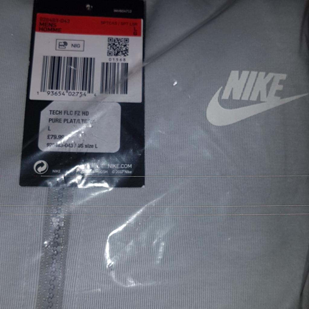 nike tech fleece platinum grey hoodie