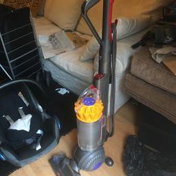 Stain dc40 Vacuum cleaner,The vacuum works and sucks dirt,But I’m selling it as spares and repairs as the brush needs someone with an Allen key which I haven’t got to open the bottom as I think something is tangled on the side of the brush which needs to be taken off,offers considered