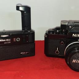 Fotocamera Nikon F2 con obbiettivo 28mm F1 1:3.5 
Motore compreso ma non perfettamente funzionante 

L'articolo è disponibile presso il Mercatopoli di Monza via Simone Martini N.1
039833581