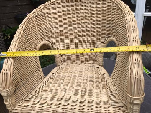 Buy & Sell North London Shacklewell - North London - Photos for Child’s wicker chaire