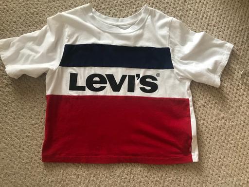 Buy & Sell Tyne and Wear Newcastle upon Tyne - Photos for Girls 14A Levis T-shirt,