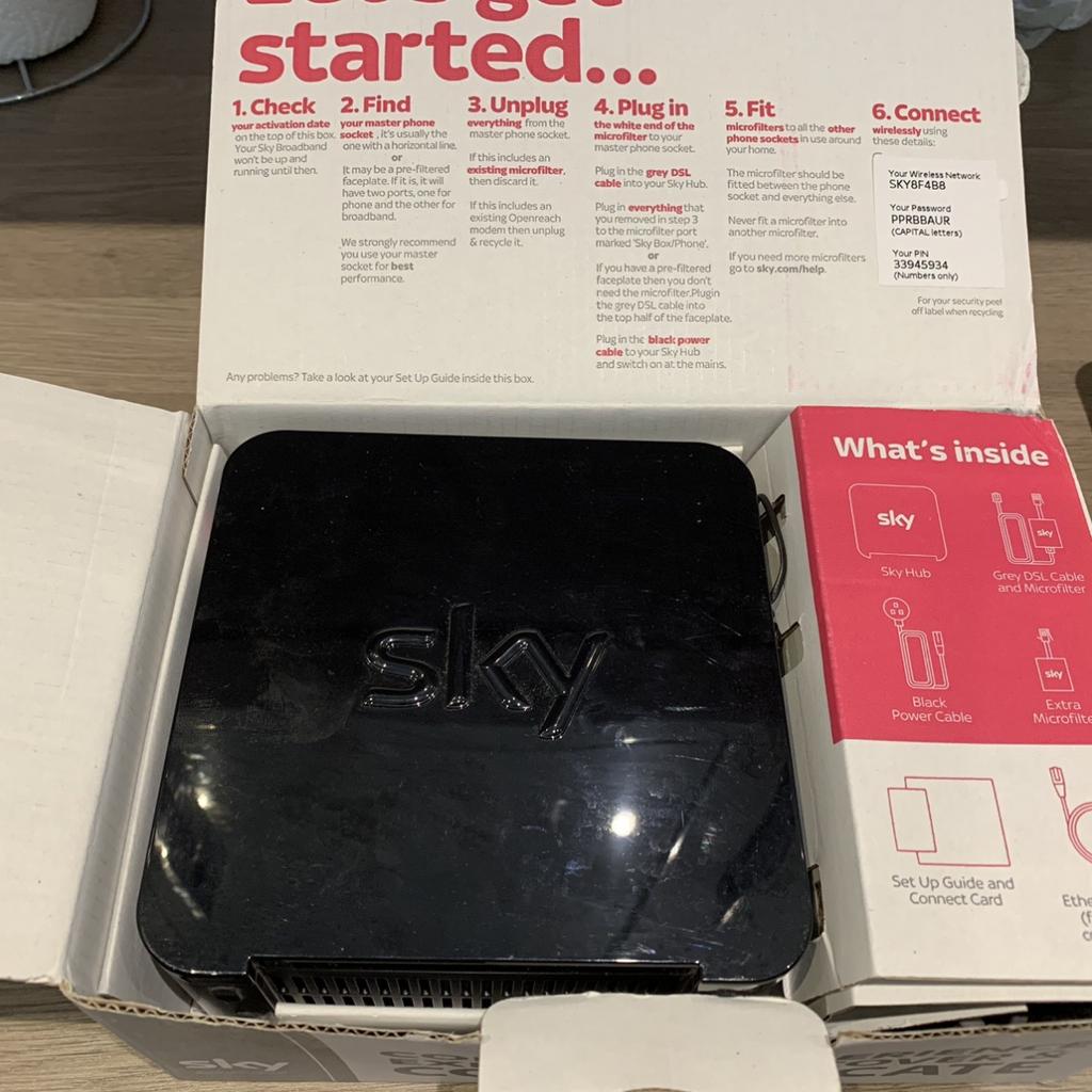 sky broadband router in SE18 Royal Borough of Greenwich für 3,00 £ zum