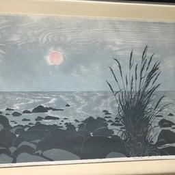 Tavla av konstnären Torbjörn Z, ”Röd Sol”
Träsnitt från 1975, nr 129/360.