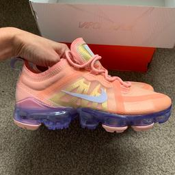 Nike vapormax ladies girls pink trainers size 4.brand new in box no lid
Collection cusworth Doncaster