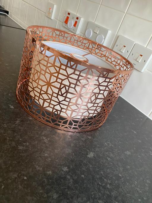 Buy & Sell North London Tottenham Hale - N17 - Photos for Geometric Rose gold/Copper light shade