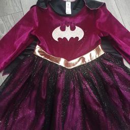 Batgirl/Witch Costume only worn once in immaculate condition and from a smoke/pet free home. 5-6 years. perfect for Halloween.