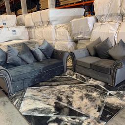 Brand new top quality order now 

3&2 seater  and corner sofas are available 

Dimension 

240/240 cm

Price 499£