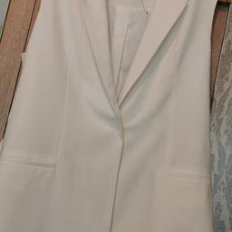 ladies sleeveless blazer/jumper with belt from newlook brand new look size 14 small mark see pic should come out easily