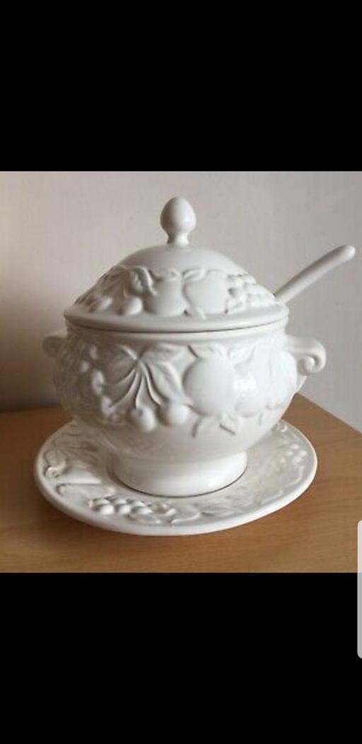 Buy & Sell Greater Manchester Manchester - Photos for Soup tureen with ladle