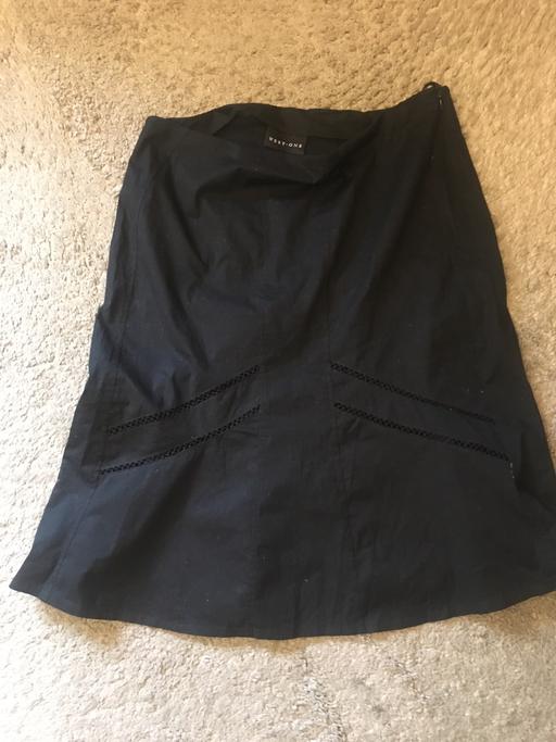 Buy & Sell West Yorkshire Leeds - Photos for Black skirt