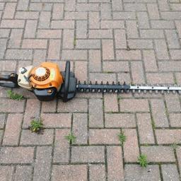 For sale is a stihl petrol hs81 hedge trimmer. It has had a new stihl carb and stihl coil fitted, blades sharpened, stihl airfilter and fuel filter and ngk spark plug, gear box has also been greased.
Cash on collection only from hullbridge.
As the machine is used there is no returns or warranty.