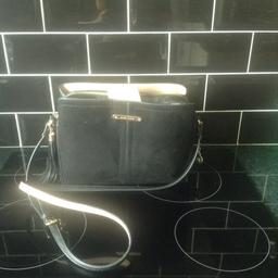 Black river island bag been used but still in a very good condition