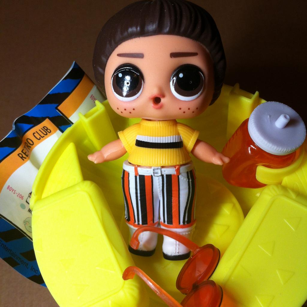 Lol Surprise dolls Go Go Girl MOD boy bundle in BD12 Bradford für £ 11 ...