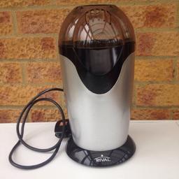 Electric popcorn maker in good condition.

Smoke and pet free home

Buyer collects from ME7