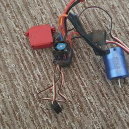 60 amp esc 2s and 3s capability  with 7 kg servo moter is 2950 kv came out off a 1 10 scale truck
