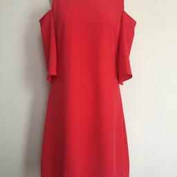 Tolles Kleid von Rinascimento
Made in Italien
Größe L
Schulterfrei
Länge 96cm
Leicht gefüttert
Keinerlei Mängel
Farbe pink / magenta

Versand ab 1,90€ möglich