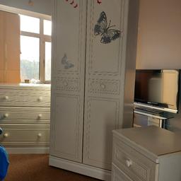 White wardrobe, chest of drawers and bedside table.
Well used but solid and sturdy with plenty of life left in them
Smoke free home
Collection near Barnehurst Station